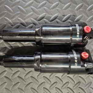 Original BEGODE Shock absorbers for Master / Master Pro / EX30 / T4 / T4 Pro / Extreme  Hole spacing 200mm