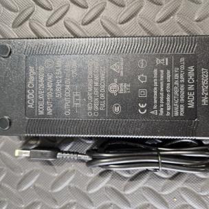 Original Inmotion V5F / Kingsong 16x,  84v 1.5A charger